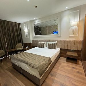 Camera standard con letto queen size
